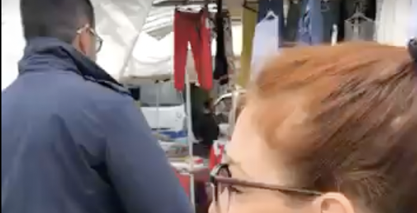 Volantinaggio al mercato di Sant’Apollonio