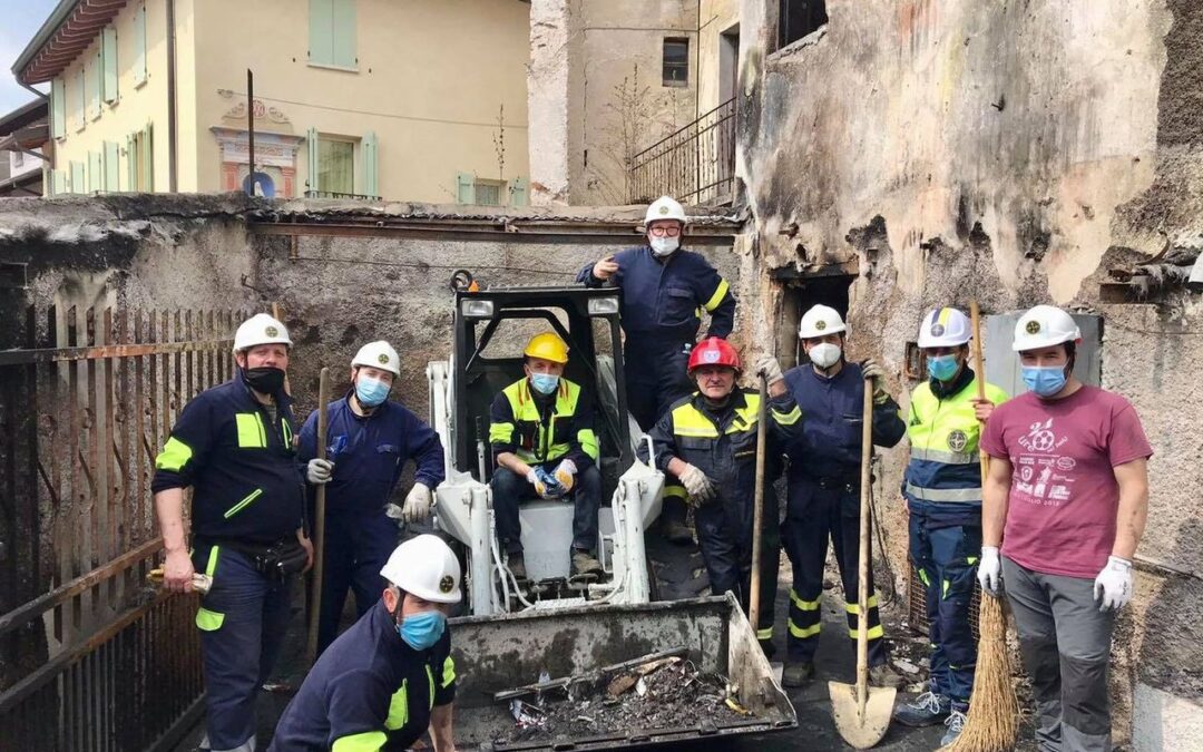 Grazie ai volontari di Lumezzane per il supporto alla famiglia che ha perso la casa per via di un incendio