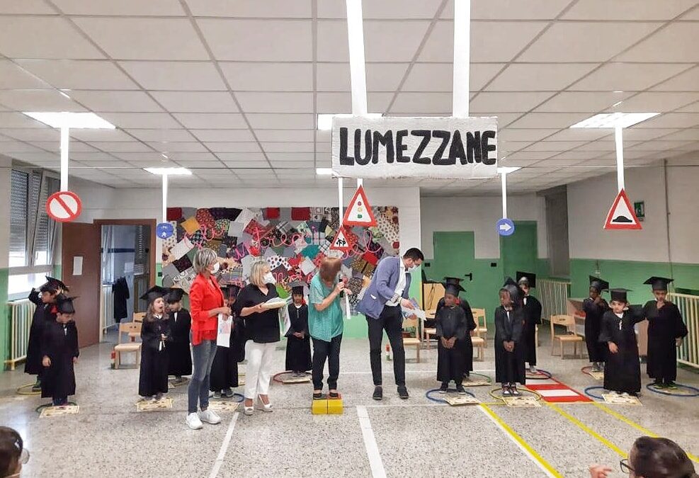Cerimonia di fine anno alla scuola “Madre Teresa di Calcutta”