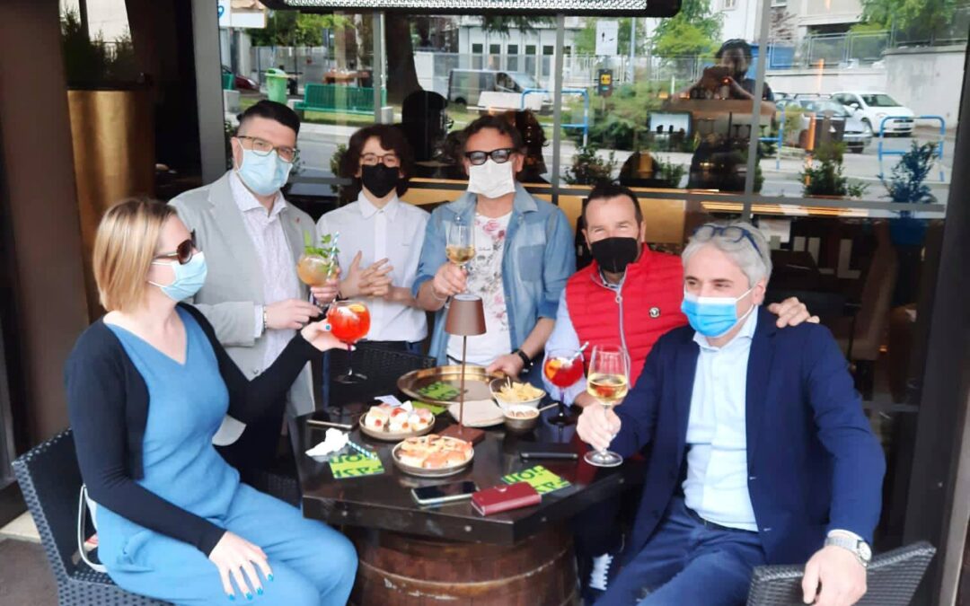 Aperitivo con gli amici Faggiana’s Lovers Team