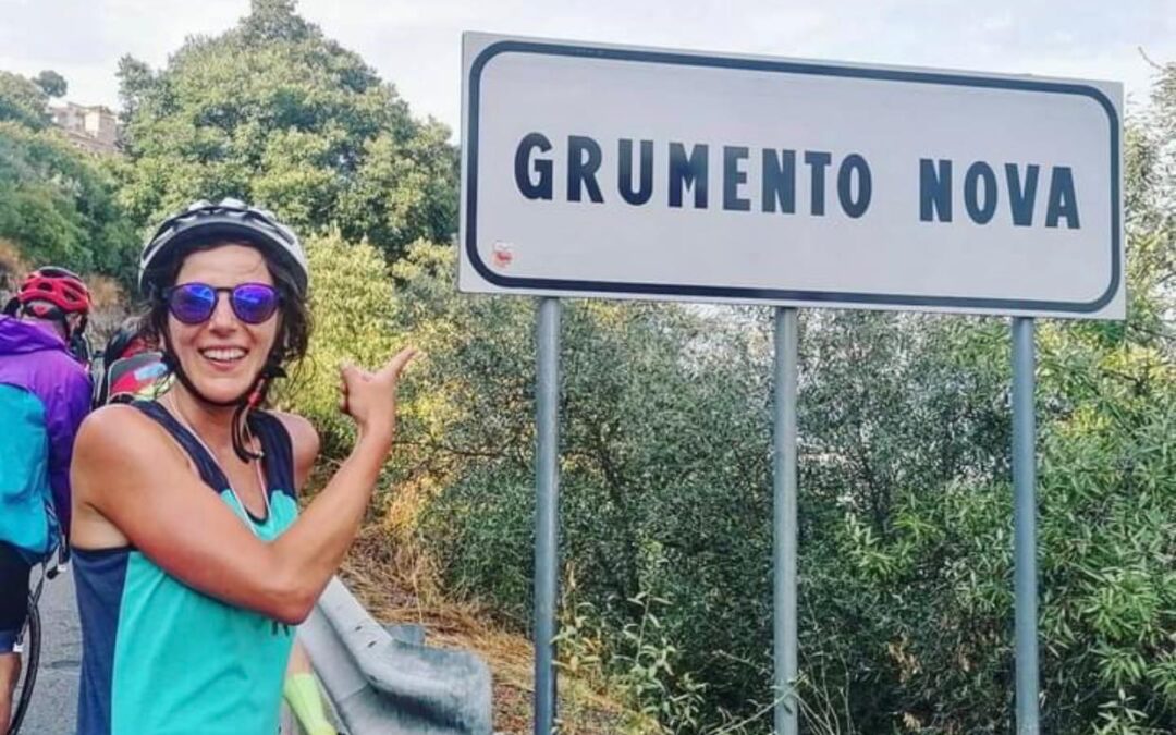 Congratulazioni a Raffaella per aver raggiunto Grumento Nova in sella alla sua bicicletta