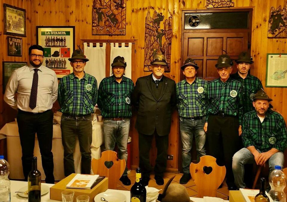 Serata insieme agli Alpini in compagnia del Presidente Nazionale e di quello provinciale di Brescia