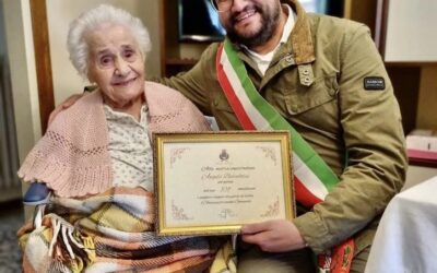 Tanti auguri alla signora Angela per i suoi 101 anni