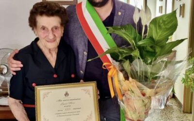 Auguri alla signora Lucia Mori nuova centenaria di Lumezzane