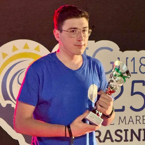 Congratulazioni a Gabriel Urbani campione italiano di scacchi